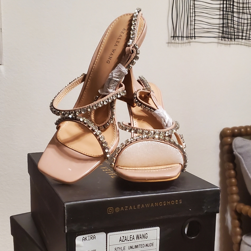 New nude bling strappy heels size 8 & 9